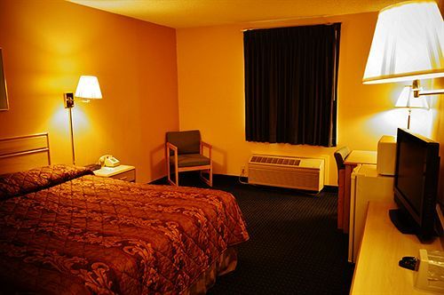 Hometown Inn And Suites Washington エクステリア 写真